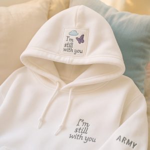 K-Pop Aesthetic Black Stage Hoodie – BTS Inspired Dark Look for Ultimate Concert Vibes