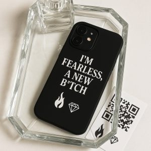 LE SSERAFIM Minimalist Black Kpop Phone Case – Chic Airport Style for Casual Days