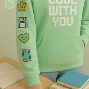 Trendy White NewJeans K-Pop Hoodie – The Ultimate Casual Airport Outfit for Every Fan