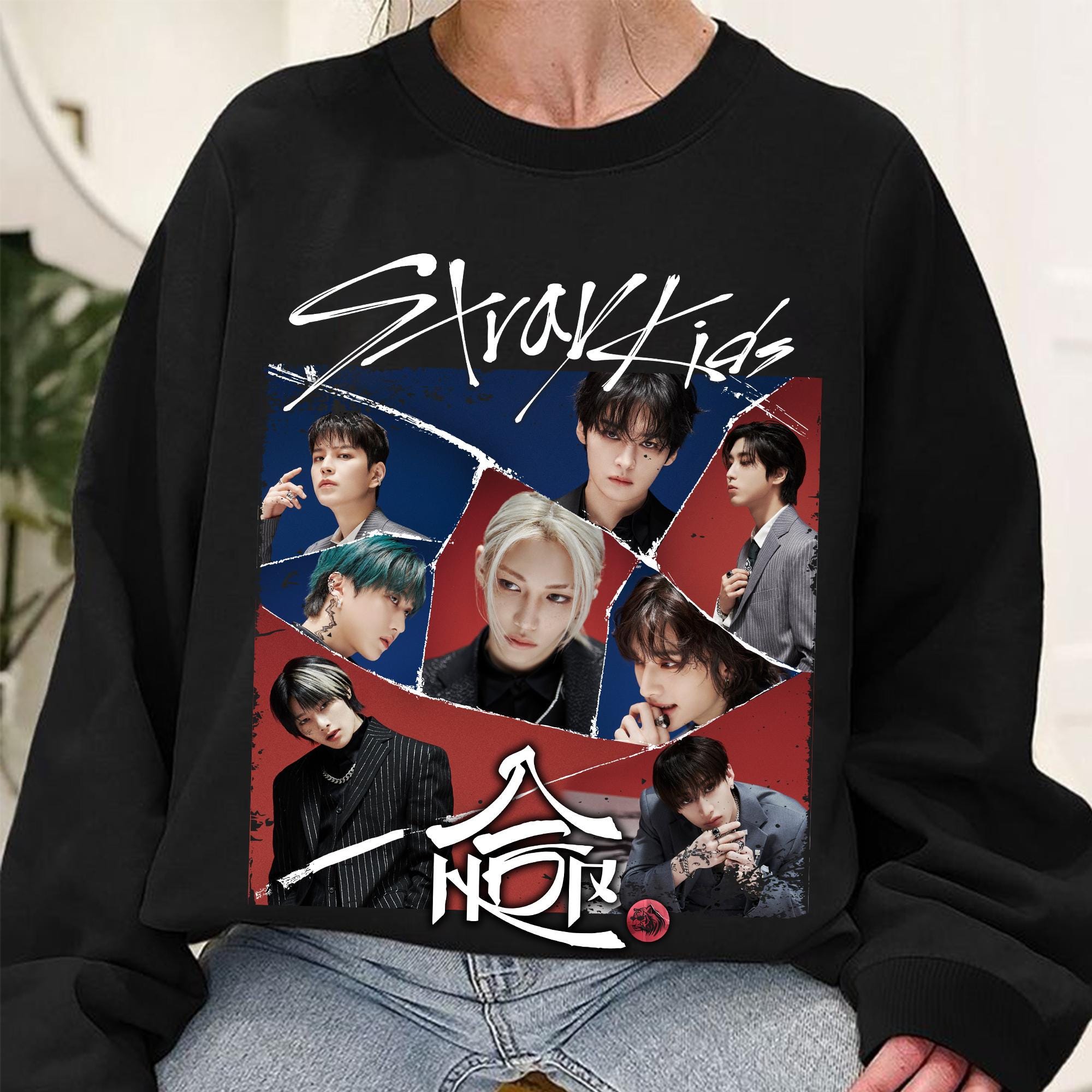 Stray kids SKZHOP HIPTAPE Sweatshirt, Stray kids Hop Shirt, Stray kids Giant Shirt, Stray Kids dominATE World Tour Shirt, Ate Album